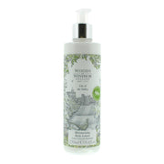 Woods Of Windsor, Lily Of The Valley, Återfuktande, Kroppslotion, 250 ml