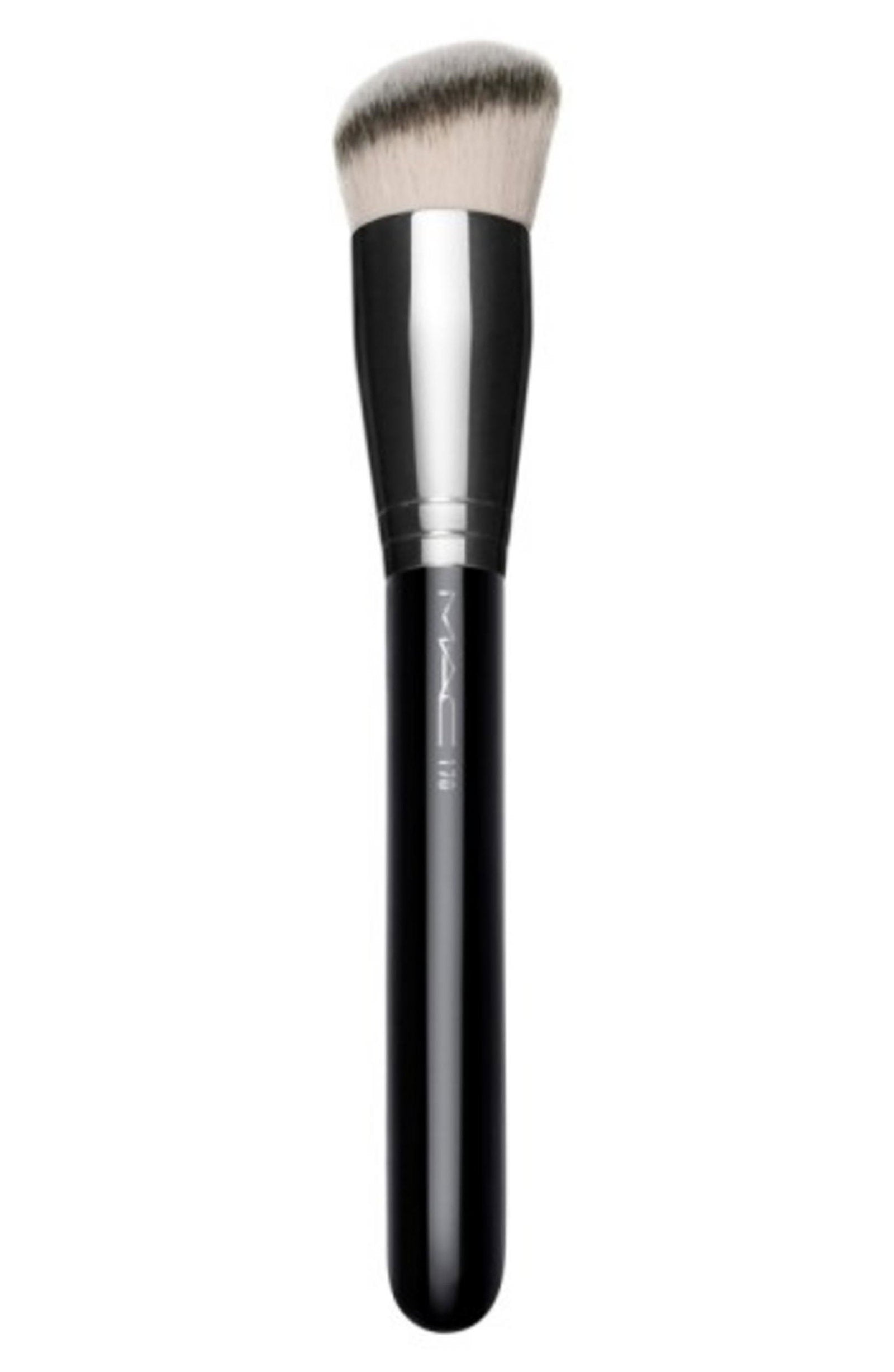 MAC, Synthetic Rounded Slant Brush, Rounded Slant, Foundationborste, S2TL01